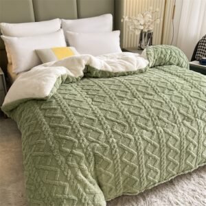Super Warm Lovely Lamb Quilt Winter Blanket Comforter Core