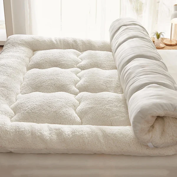 Lamb mattress cushion thickened wool bedding - Image 4